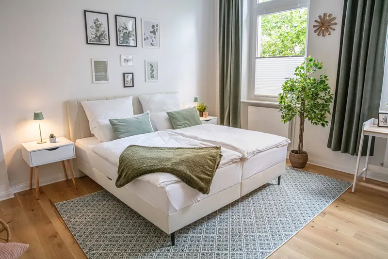 Möbliertes Zimmer in saniertem WG-Apartment, Berlin-Moabit, Warmmiete 900 €, Anmeldung möglich — photo 1